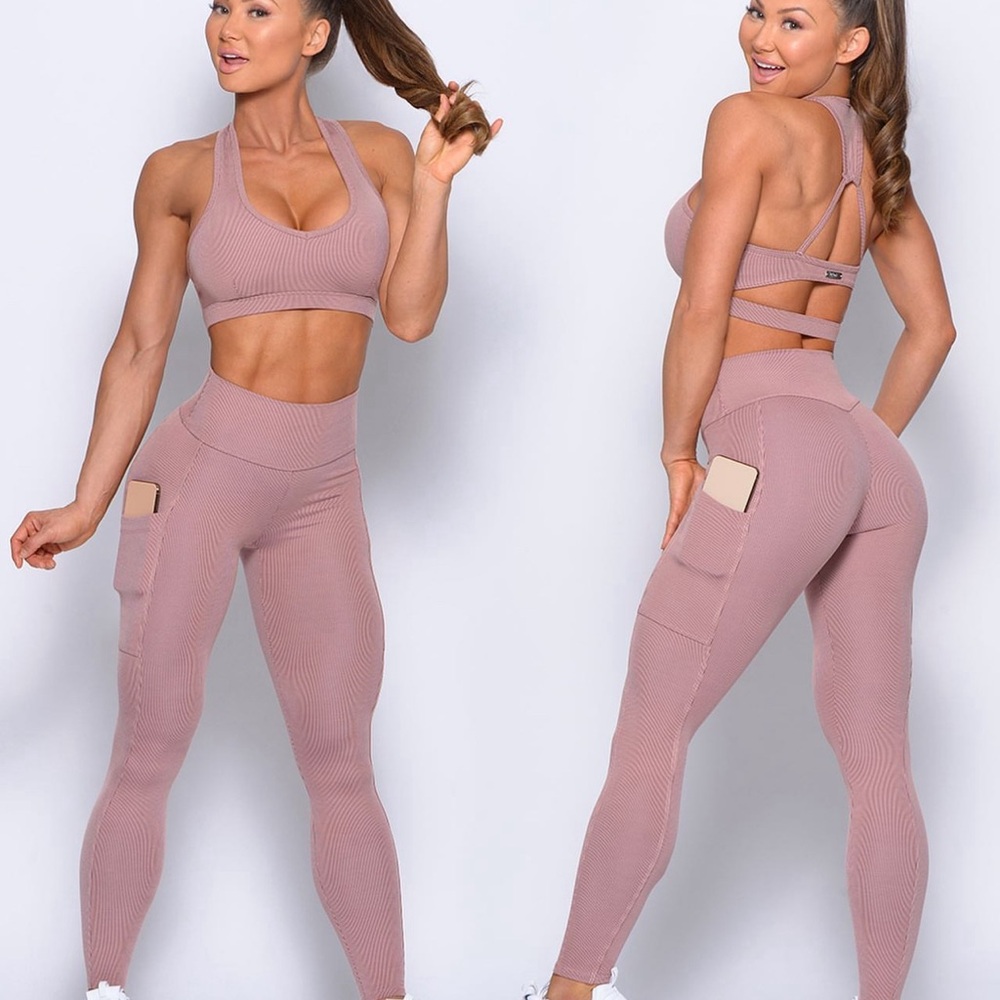 Bombshell sportswear set